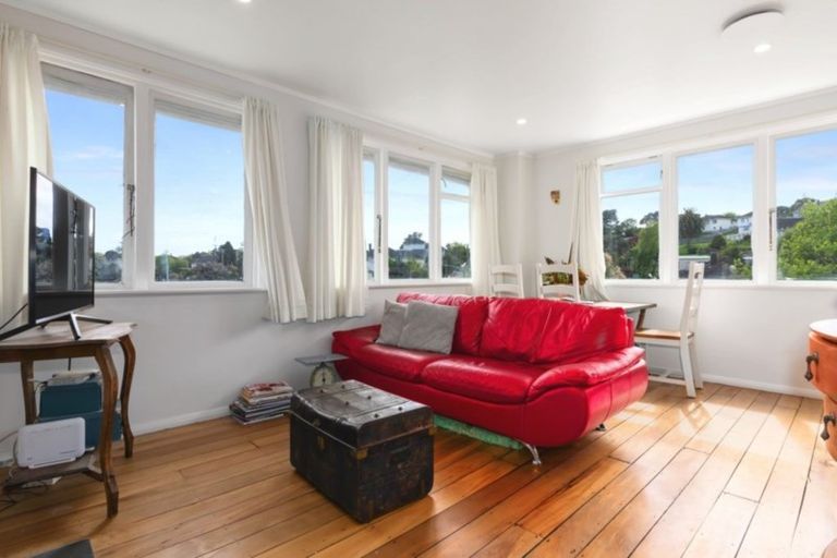 Photo of property in 76 Mungavin Avenue, Ranui, Porirua, 5024