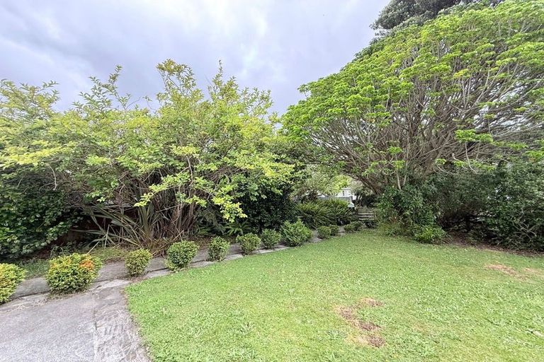 Photo of property in 8 Fergusson Street, Waterloo, Lower Hutt, 5011