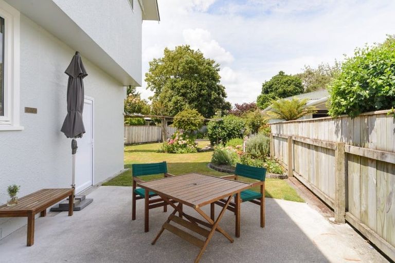 Photo of property in 15 Parkland Crescent, Terrace End, Palmerston North, 4410