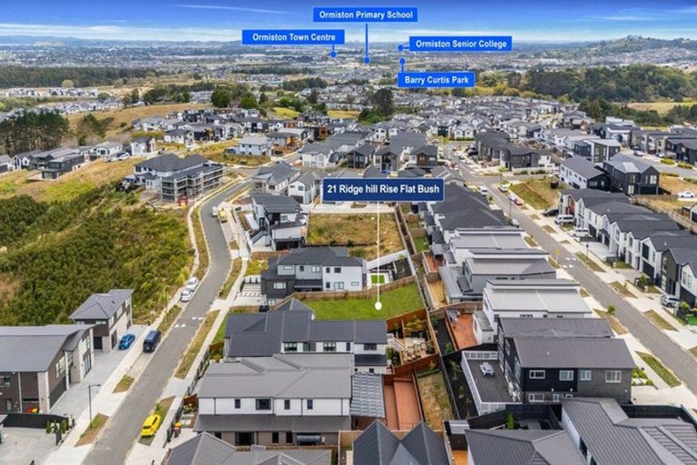 Photo of property in 21 Ridgehill Rise, Flat Bush, 2019