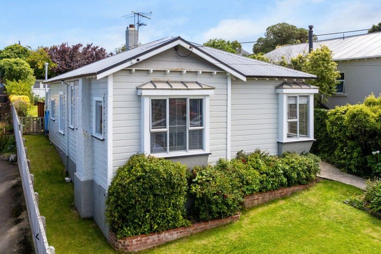 Photo of property in 15 Oakland Street, Andersons Bay, Dunedin, 9013