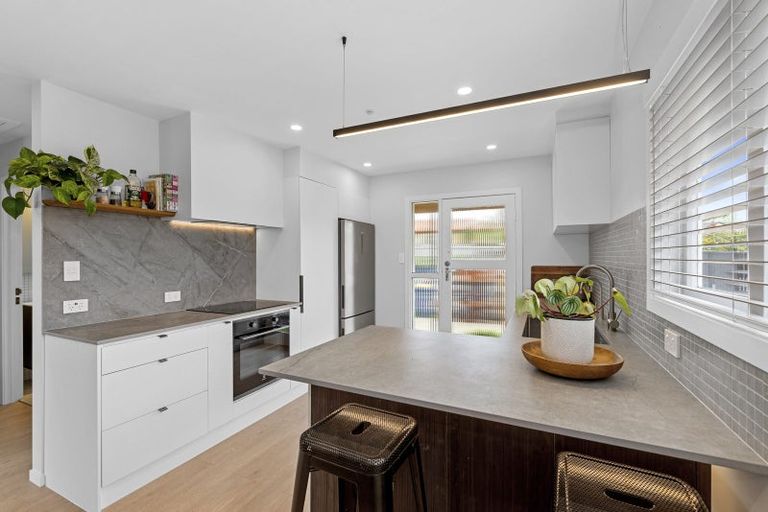 Photo of property in 3b Paton Avenue, Te Atatu South, Auckland, 0610