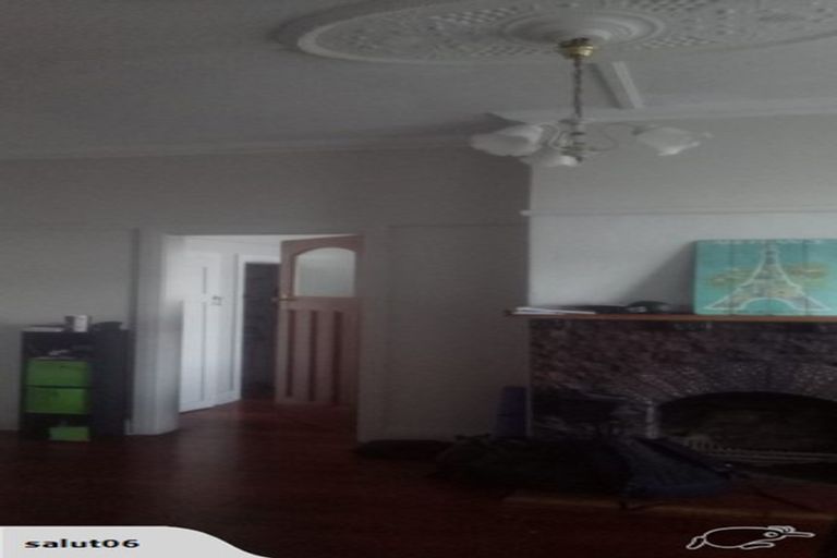 Photo of property in 2/136 Evans Bay Parade, Roseneath, Wellington, 6021