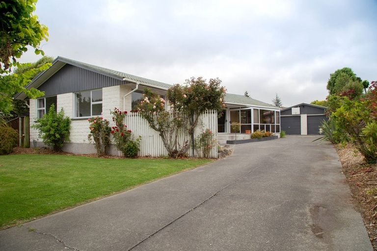 Photo of property in 32 Erica Street, Papanui, Christchurch, 8053