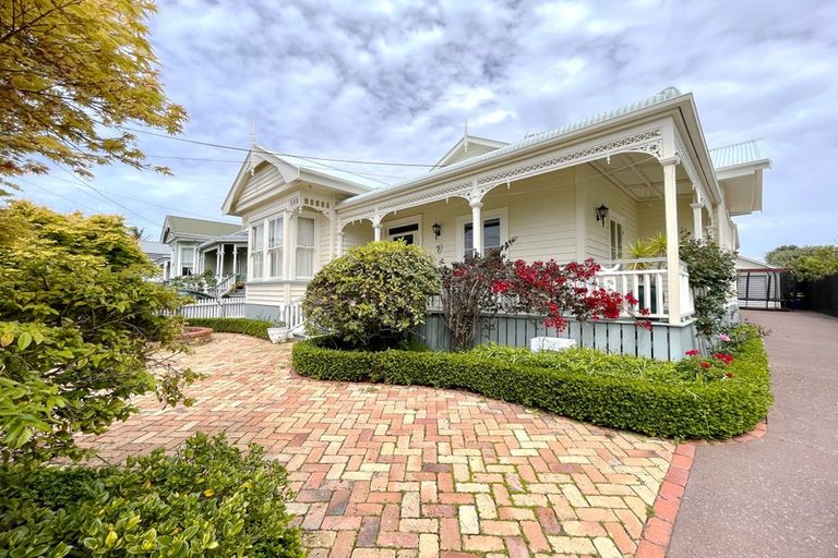 Photo of property in 7 Grahame Street, Devonport, Auckland, 0624