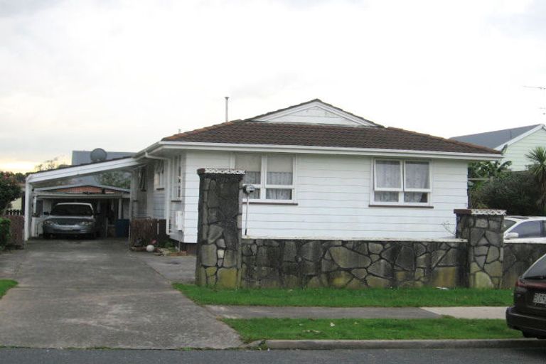 Photo of property in 8 Celadon Place, Wiri, Auckland, 2104