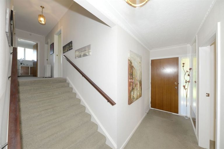 Photo of property in 50 Kent Lodge Avenue, Avonhead, Christchurch, 8042