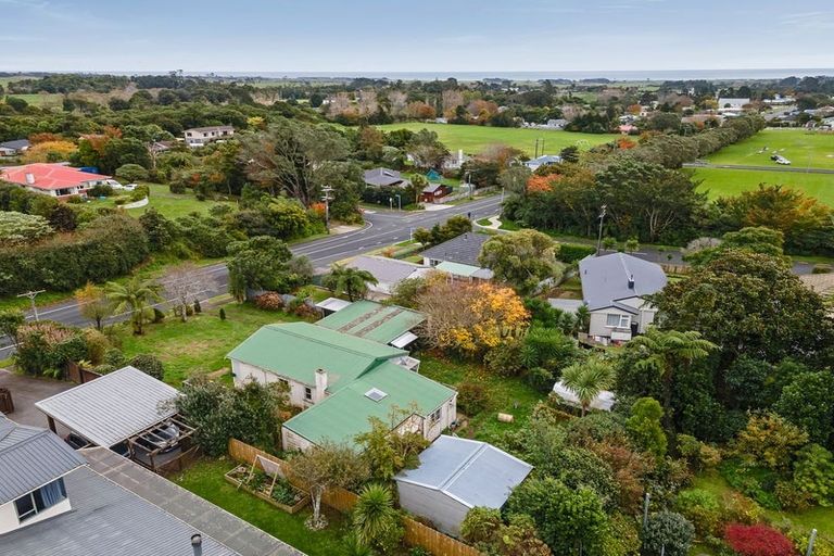 Photo of property in 95 Oxford Road, Okato, 4335