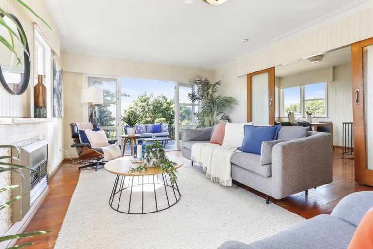 Photo of property in 58 Church Road, Mangere Bridge, Auckland, 2022