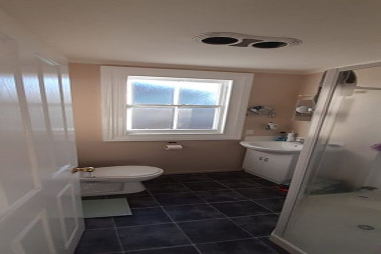 Photo of property in 41b Rosier Road, Glen Eden, Auckland, 0602