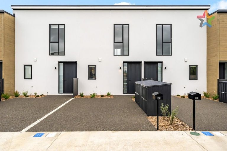 Photo of property in 43 Pipi Place, Levin, 5510