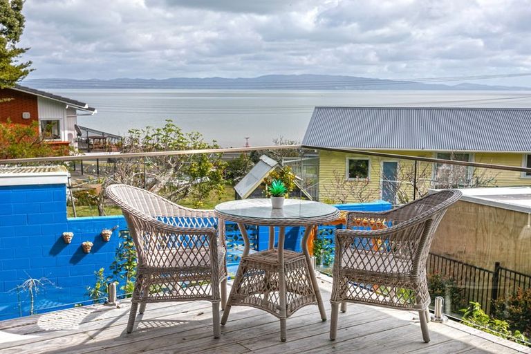 Photo of property in 6 Springfield Avenue, Ngarimu Bay, Thames, 3575