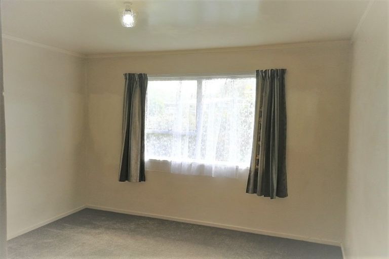 Photo of property in 35 Daytona Road, Henderson, Auckland, 0610