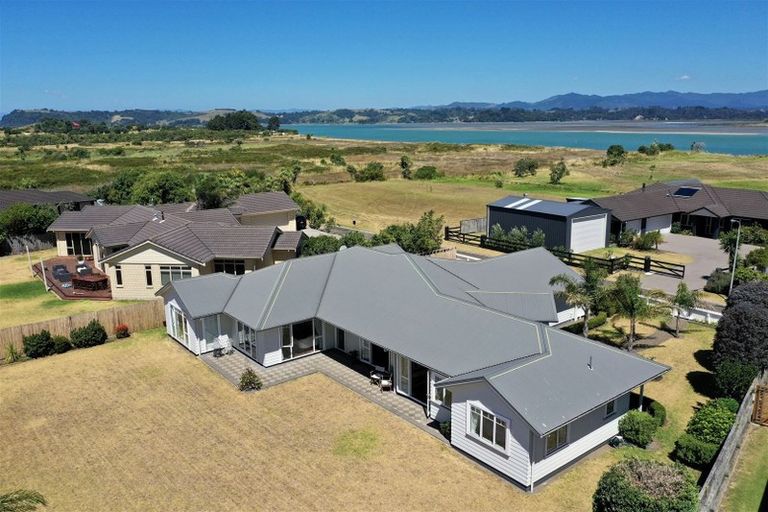 Photo of property in 27 Te Taiawatea Drive, Ohope, 3121