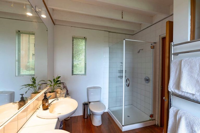 Photo of property in 6 Gannet Point, Rothesay Bay, Auckland, 0630