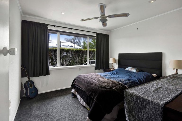 Photo of property in 3 Cowling Road, Hurdon, New Plymouth, 4310