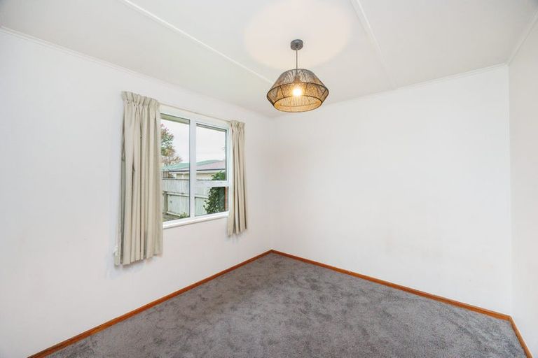 Photo of property in 8 Austin Place, Awapuni, Palmerston North, 4412