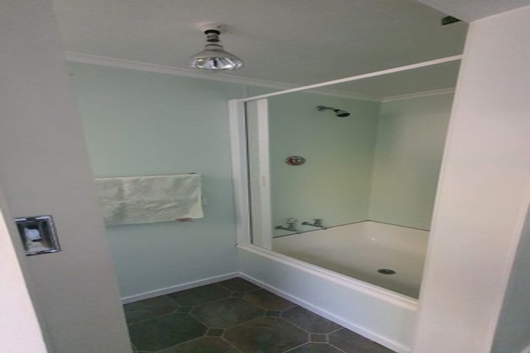 Photo of property in 6 Springfield Avenue, Ngarimu Bay, Thames, 3575