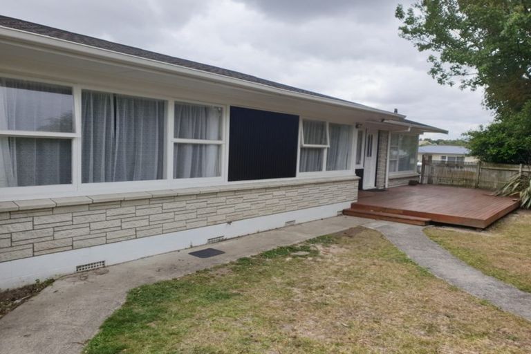 Photo of property in 2 Russleigh Drive, Dinsdale, Hamilton, 3204