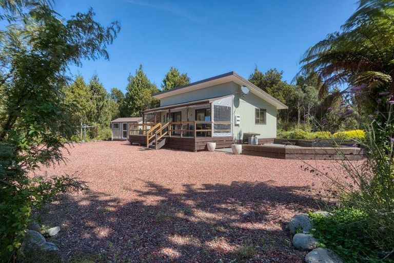 Photo of property in 142 One Mile Line Road, Arahura Valley, Hokitika, 7882