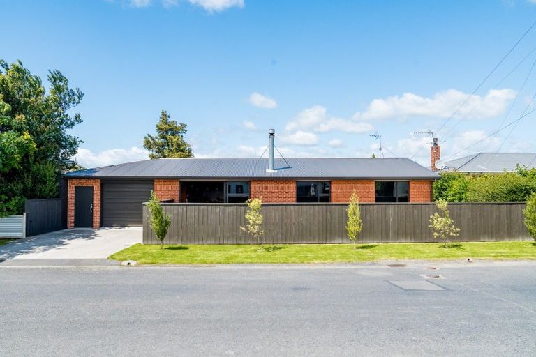 Photo of property in 9 Orme Street, Outram, 9019