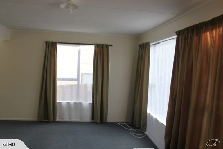 Photo of property in 9c Ironside Road, Johnsonville, Wellington, 6037