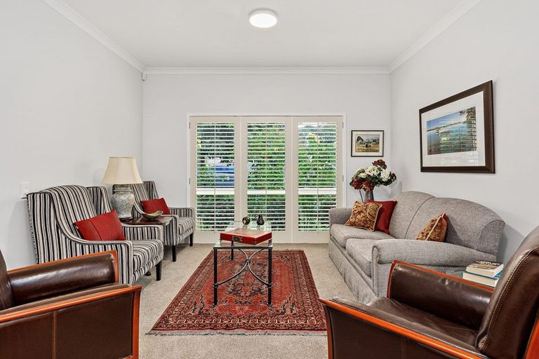 Photo of property in 6 Kensington Drive, Orewa, 0931