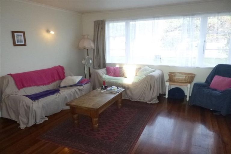 Photo of property in 33 John Street, Trentham, Upper Hutt, 5018