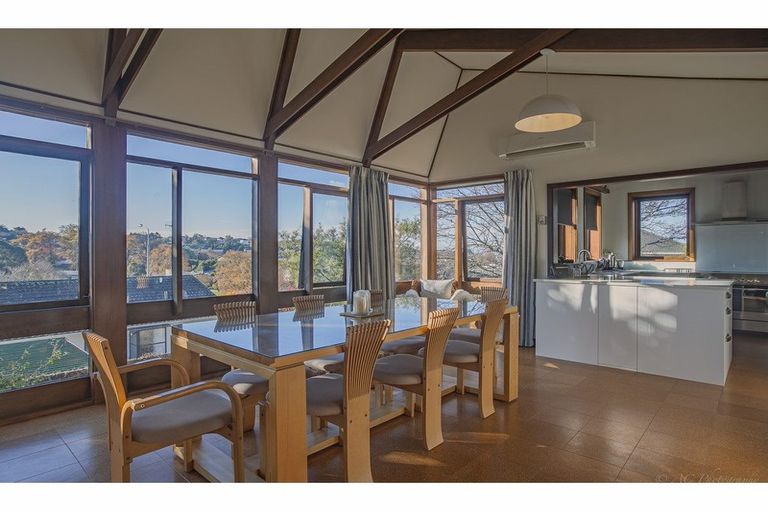 Photo of property in 82 Douglas Street, Highfield, Timaru, 7910