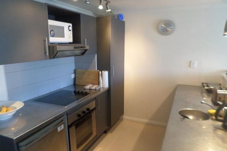 Photo of property in Monvie Apartments, 304/15 Holland Street, Te Aro, Wellington, 6011