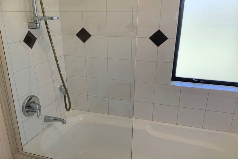 Photo of property in 141 Lakeside Road, Wanaka, 9305