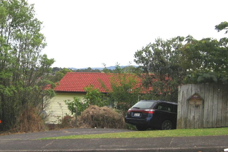 Photo of property in 9 Fitzherbert Avenue, West Harbour, Auckland, 0618