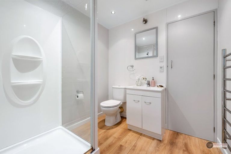 Photo of property in 30 Pekanga Road, Normandale, Lower Hutt, 5010