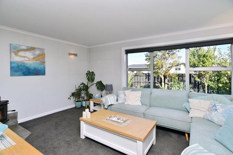 Photo of property in 44 Geddis Street, Rangiora, 7400