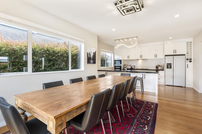 Photo of property in 33 Caldera Drive, Long Bay, Auckland, 0630