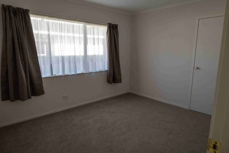 Photo of property in 9 Towai Street, Inglewood, 4330