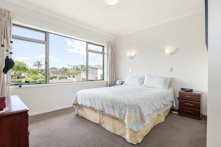 Photo of property in 10 Golf Grove, St Andrews, Hamilton, 3200