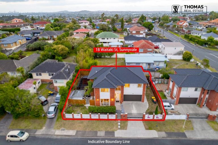 Photo of property in 1b Waitaki Street, Sunnyvale, Auckland, 0612