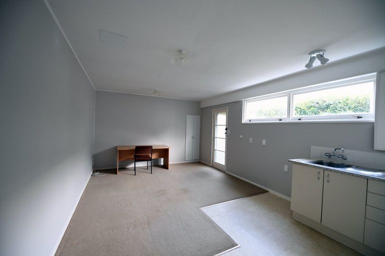 Photo of property in 1/3 Onepoto Road, Hauraki, Auckland, 0622