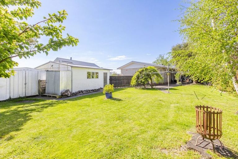 Photo of property in 11 Woburn Street, Waipukurau, 4200