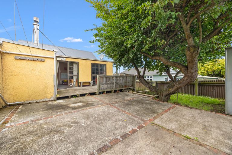 Photo of property in 11 Catherine Street, Caversham, Dunedin, 9012