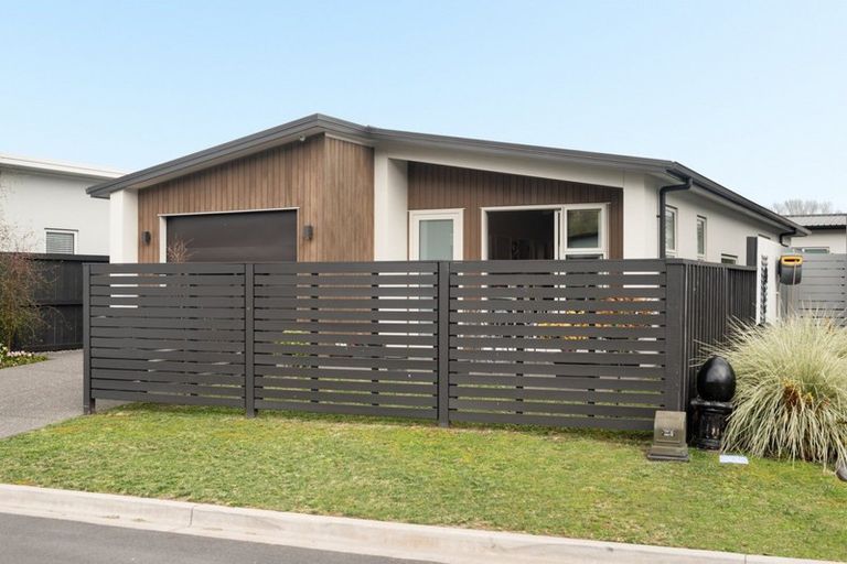 Photo of property in 29 Saint Pauls Drive, Brookfield, Tauranga, 3110