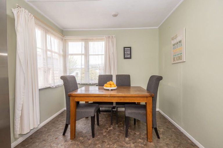 Photo of property in 66 Rintoul Street, Westport, 7825