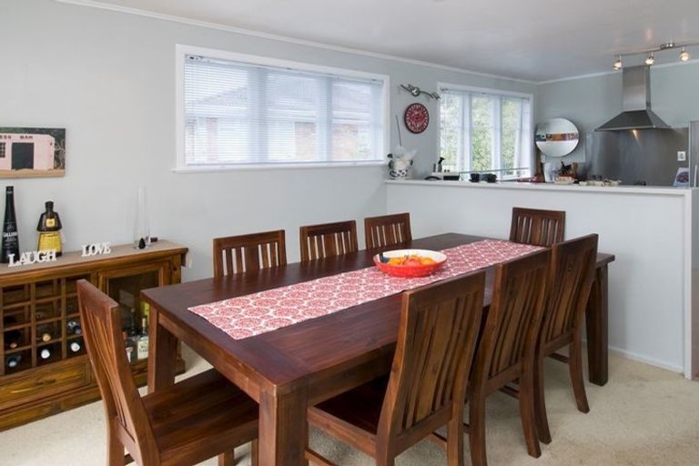 Photo of property in 200 Bucklands Beach Road, Bucklands Beach, Auckland, 2012