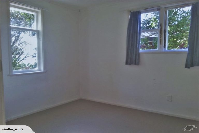 Photo of property in 44 Hutchinson Avenue, New Lynn, Auckland, 0600