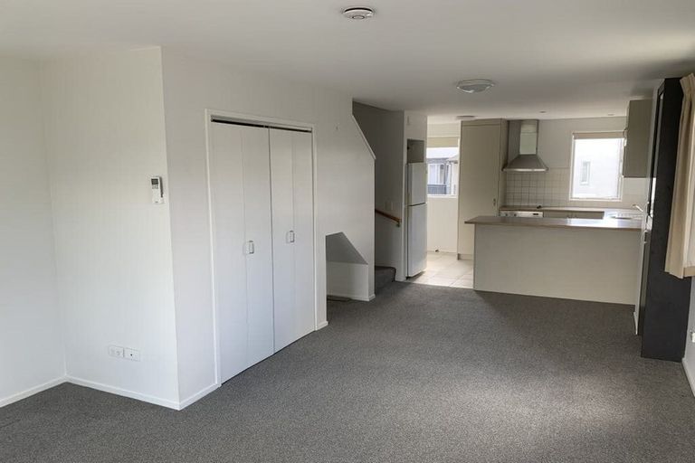 Photo of property in 3/1 Opito Way, East Tamaki, Auckland, 2013