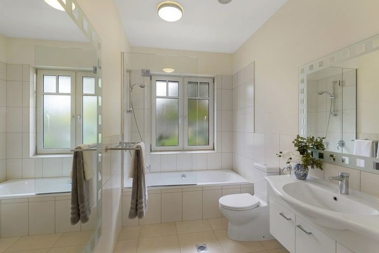 Photo of property in 340 Ilam Road, Bryndwr, Christchurch, 8053