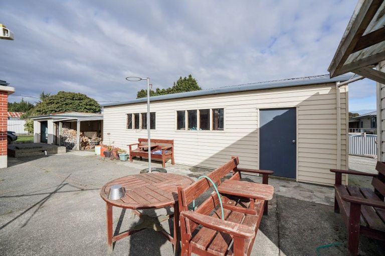 Photo of property in 89 Half Mile Road, Tuatapere, 9620