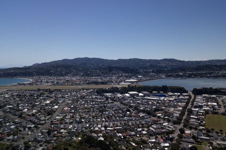 Photo of property in 65a Seatoun Heights Road, Seatoun, Wellington, 6022