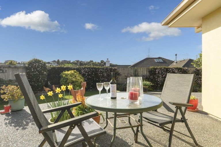 Photo of property in 65 Athfield Drive, Bethlehem, Tauranga, 3110